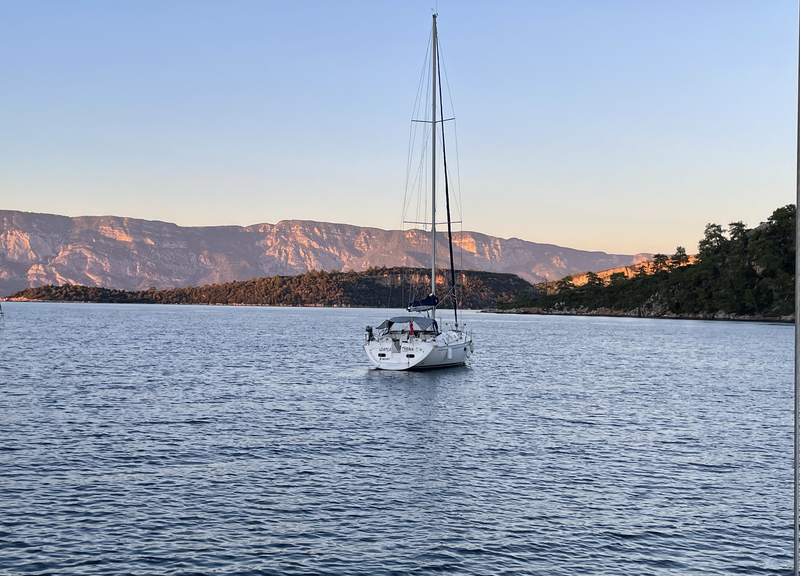 Catamaran or Monohull for Beginners?
